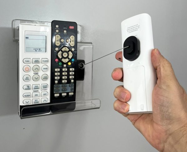Suporte para Controle Remoto de Parede Triplo - Imagem 2